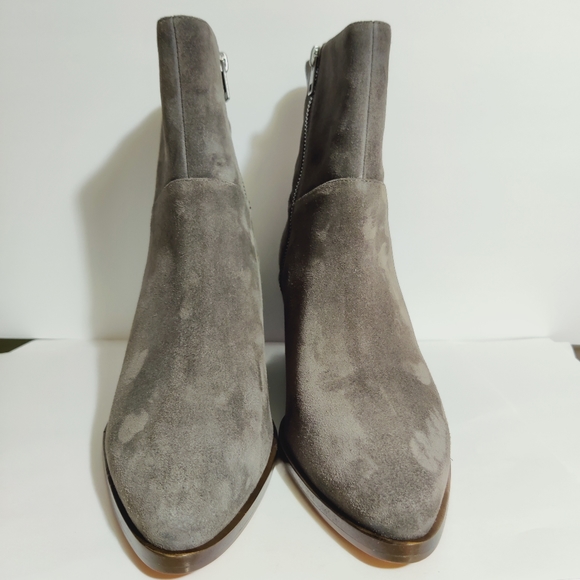 Vince Shoes - VINCE Mavis Wedge Bootie sz 9.5